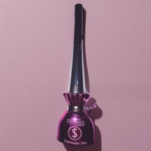 Delineador Líquido 24H Febella
